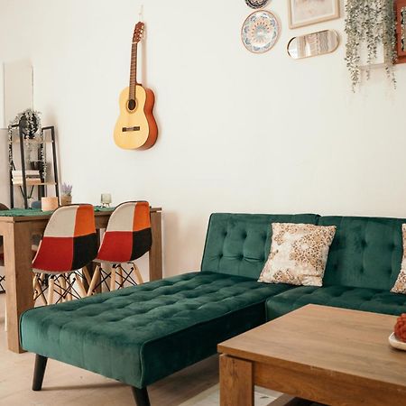 Paradeísion Villager'S Art Apartment מראה חיצוני תמונה